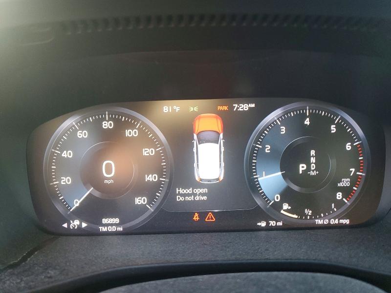Photo 9 from auction – 2019 VOLVO XC40 with VIN YV4162XZ4K2020579