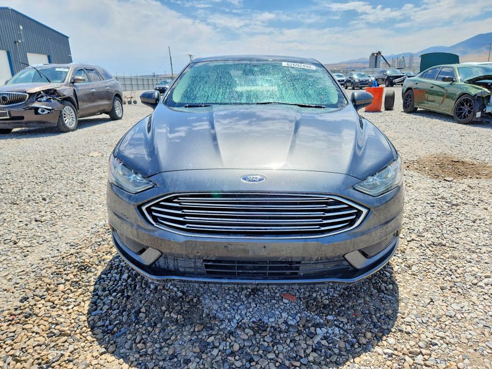 Photo 5 from auction – 2017 FORD FUSION with VIN 3FA6P0LU7HR266069