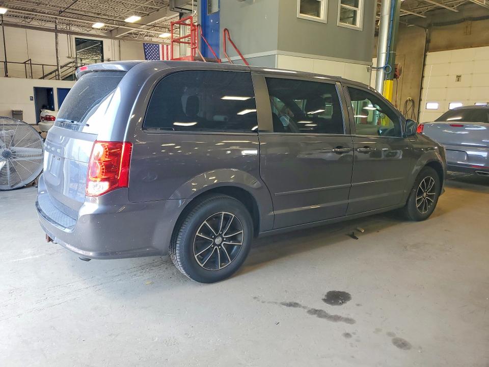 Photo 3 from auction – 2015 DODGE GRAND CARAVAN with VIN 2C4RDGCG7FR723985