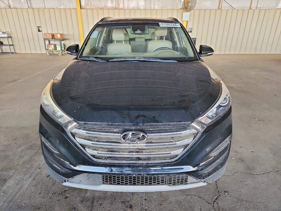 Photo 5 from auction – 2017 HYUNDAI TUCSON with VIN KM8J33A23HU467992
