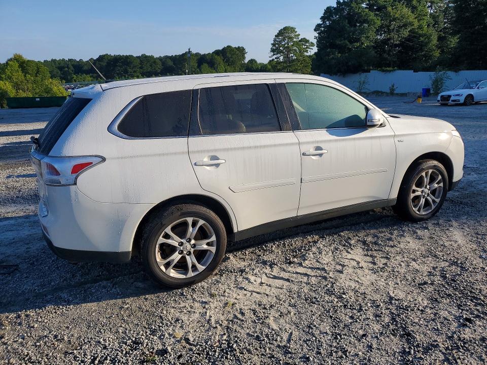 Photo 3 from auction – 2014 MITSUBISHI OUTLANDER with VIN JA4JZ4AX0EZ001594