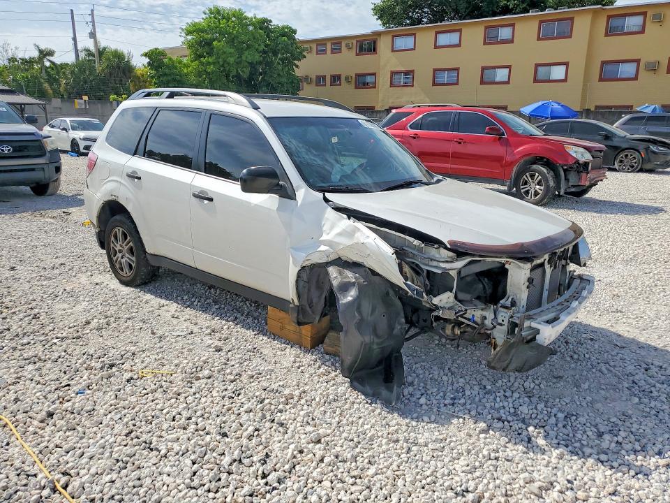 Photo 4 from auction – 2011 SUBARU FORESTER with VIN JF2SHABC2BH778997