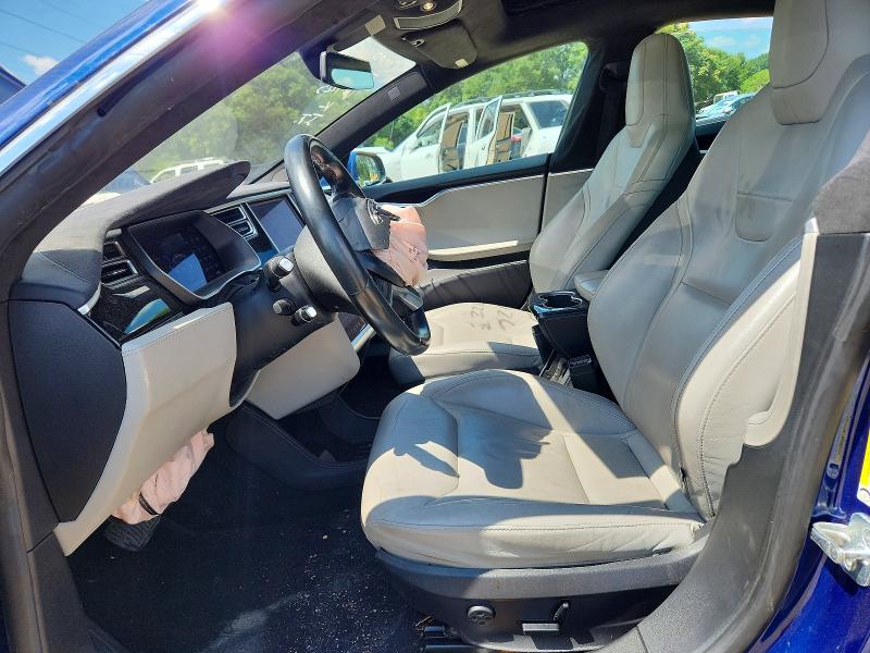 Photo 7 from auction – 2015 TESLA MODEL S with VIN 5YJSA1E20FF117223