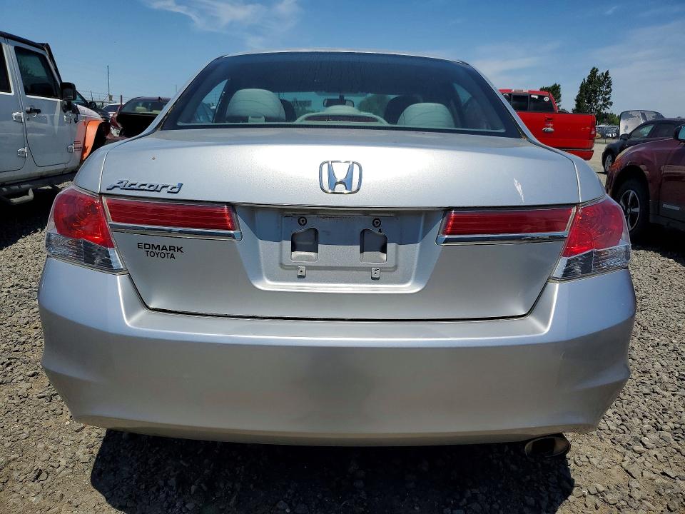 Photo 6 from auction – 2012 HONDA ACCORD with VIN 1HGCP2F32CA214980