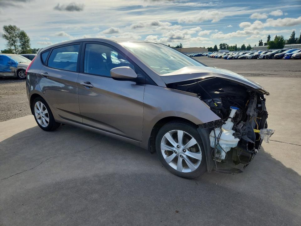Photo 4 from auction – 2012 HYUNDAI ACCENT with VIN KMHCU5AE4CU053687