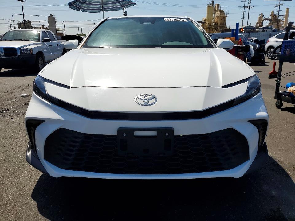 Photo 5 from auction – 2025 TOYOTA CAMRY with VIN 4T1DAACK0SU150084