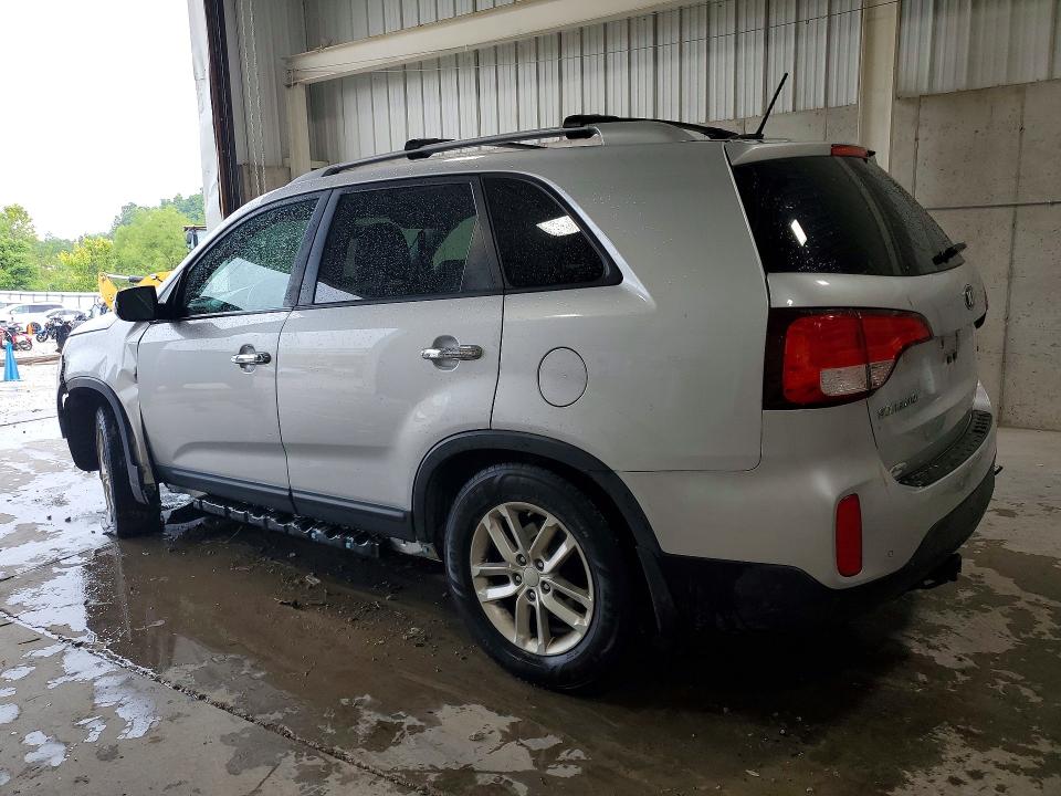 Photo 2 from auction – 2015 KIA SORENTO with VIN 5XYKT3A61FG612943