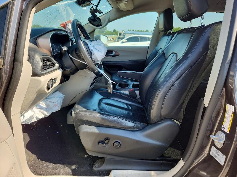 Photo 7 from auction – 2017 CHRYSLER PACIFICA with VIN 2C4RC1EG7HR837971