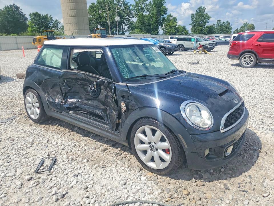 Photo 4 from auction – 2012 MINI COOPER with VIN WMWSV3C55CTY25390