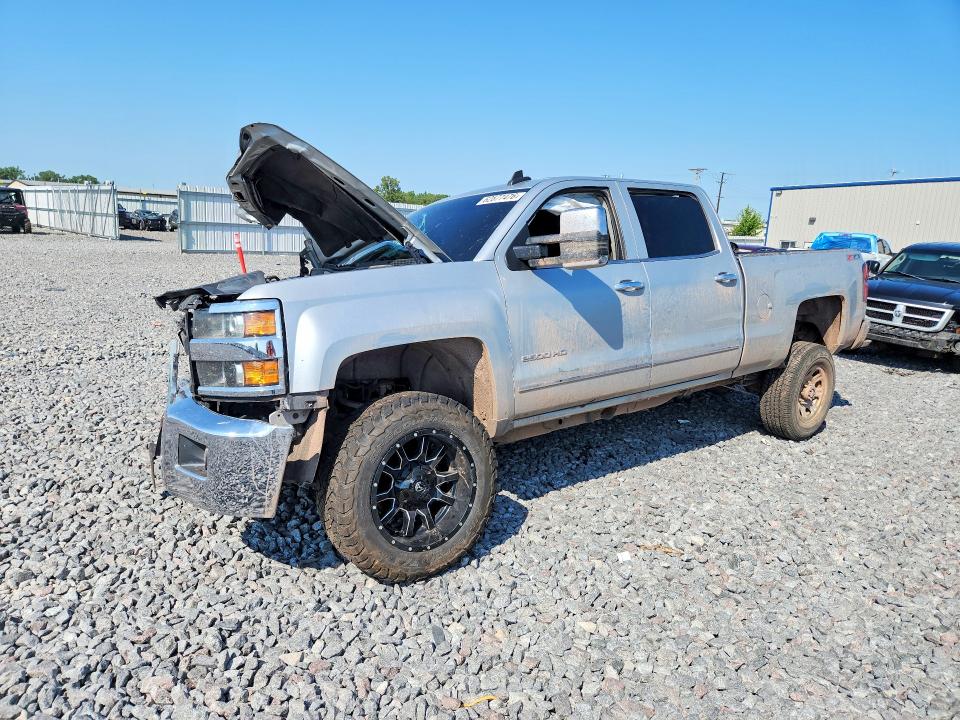 CHEVROLET 2500 2015 with VIN 1GC1KWE81FF646069 - Photo from auction