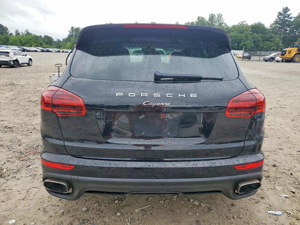 Photo 6 from auction – 2018 PORSCHE CAYENNE with VIN WP1AA2A25JKA05471