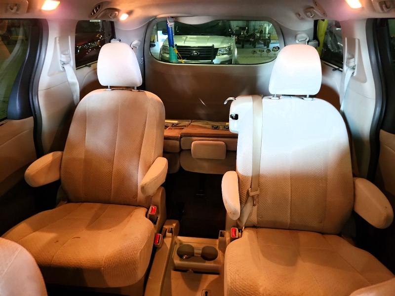 Photo 10 from auction – 2013 TOYOTA SIENNA with VIN 5TDKK3DC3DS400713