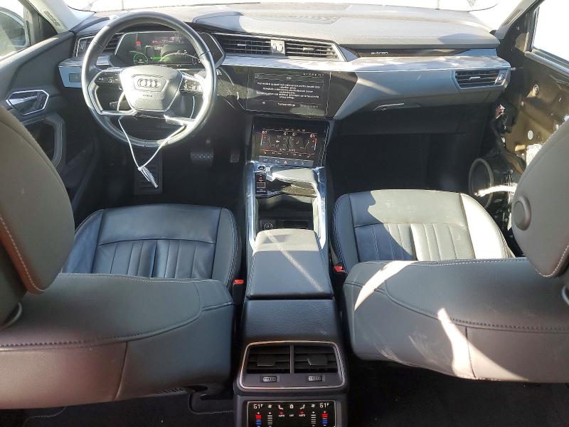 Photo 8 from auction – 2022 AUDI E-TRON with VIN WA1AAAGE0NB020148