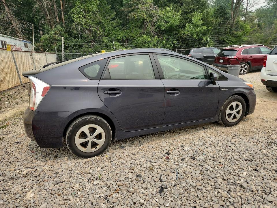 Photo 3 from auction – 2012 TOYOTA PRIUS with VIN JTDKN3DU4C5413264