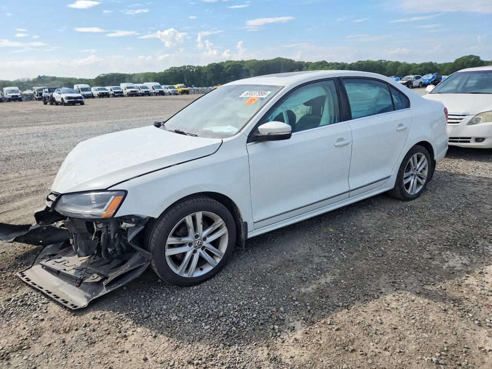 VOLKSWAGEN JETTA 2017 с VIN 3VWL17AJ4HM363577 - Снимка от търг