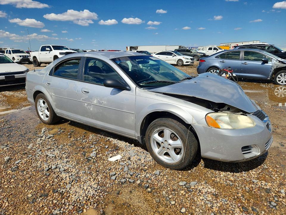 Photo 4 from auction – 2006 DODGE STRATUS with VIN 1B3EL46X26N104754