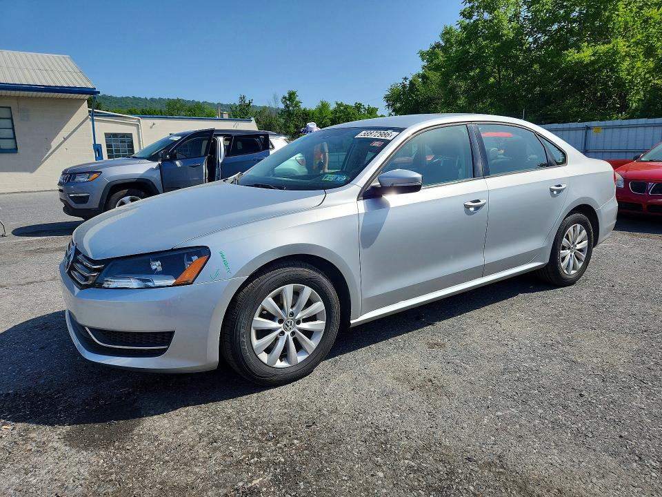 VOLKSWAGEN PASSAT 2014 with VIN 1VWAP7A30EC007812 - Photo from auction