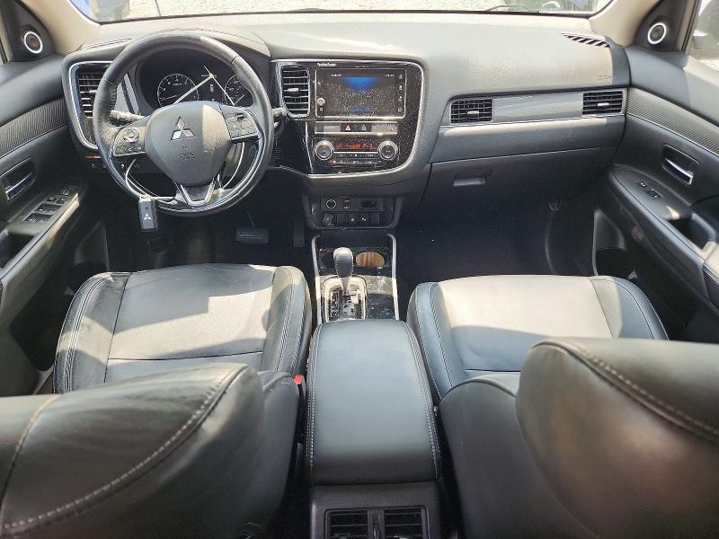 Снимка 8 от търг – 2019 MITSUBISHI OUTLANDER с VIN JA4AZ3A32KZ039489