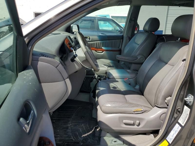 Photo 7 from auction – 2004 TOYOTA SIENNA with VIN 5TDZA22CX4S156279