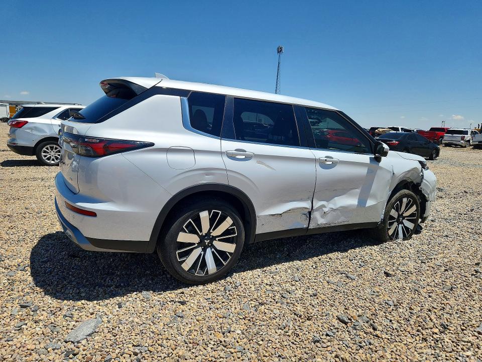 Photo 3 from auction – 2025 MITSUBISHI OUTLANDER with VIN JA4J3VA80SZ053917