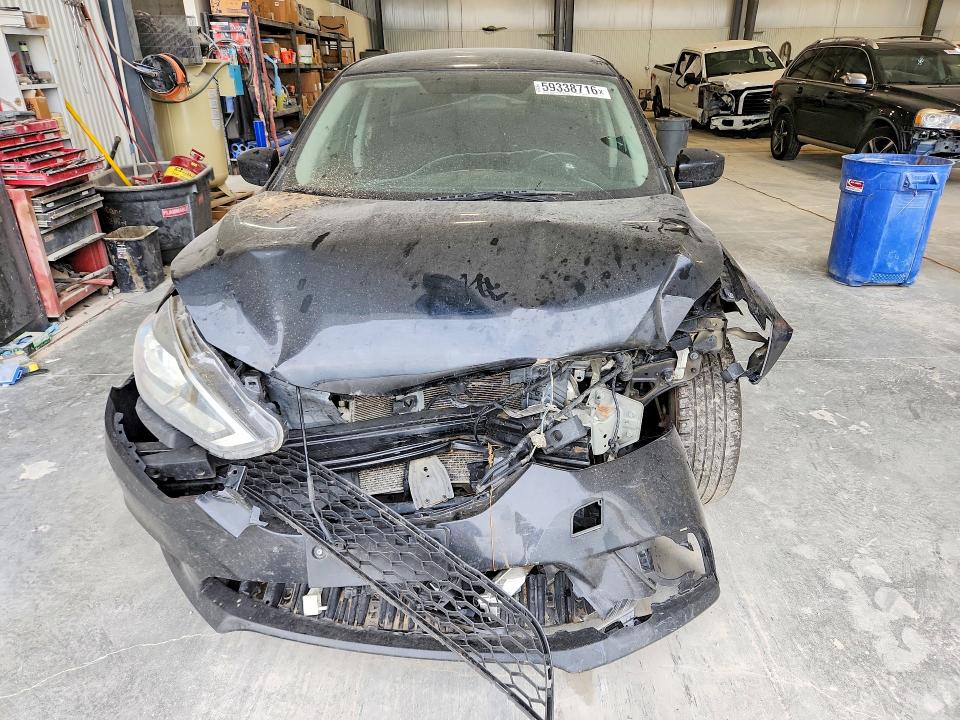 Photo 5 from auction – 2017 NISSAN SENTRA with VIN 3N1AB7AP2HY288742