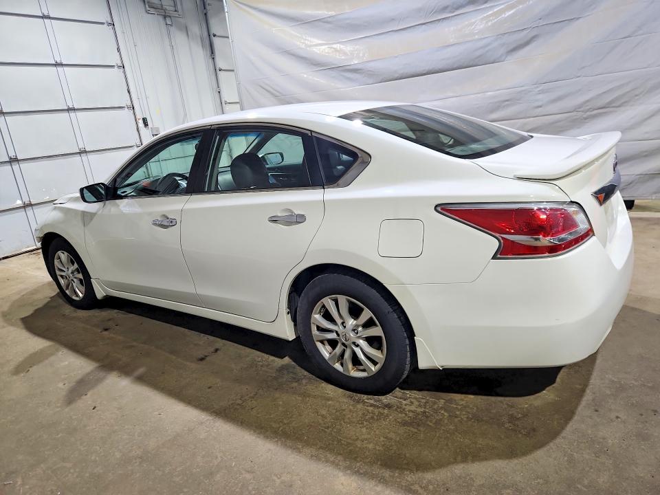 Photo 2 from auction – 2015 NISSAN ALTIMA with VIN 1N4AL3AP2FC251396