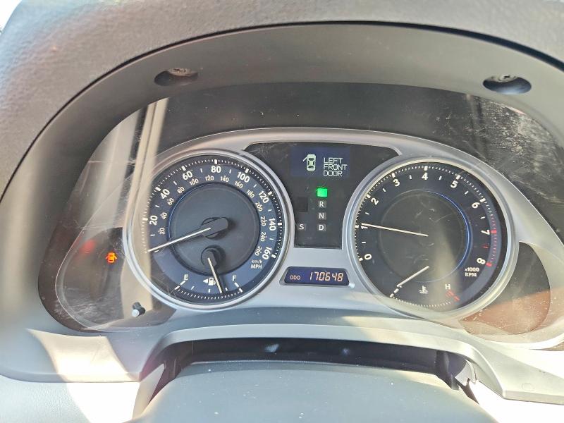 Photo 9 from auction – 2009 LEXUS IS with VIN JTHCK262892032433