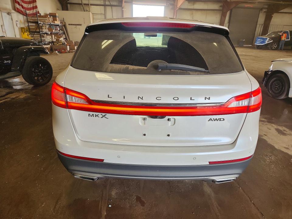 Photo 6 from auction – 2018 LINCOLN MKX with VIN 2LMPJ8LR4JBL10981