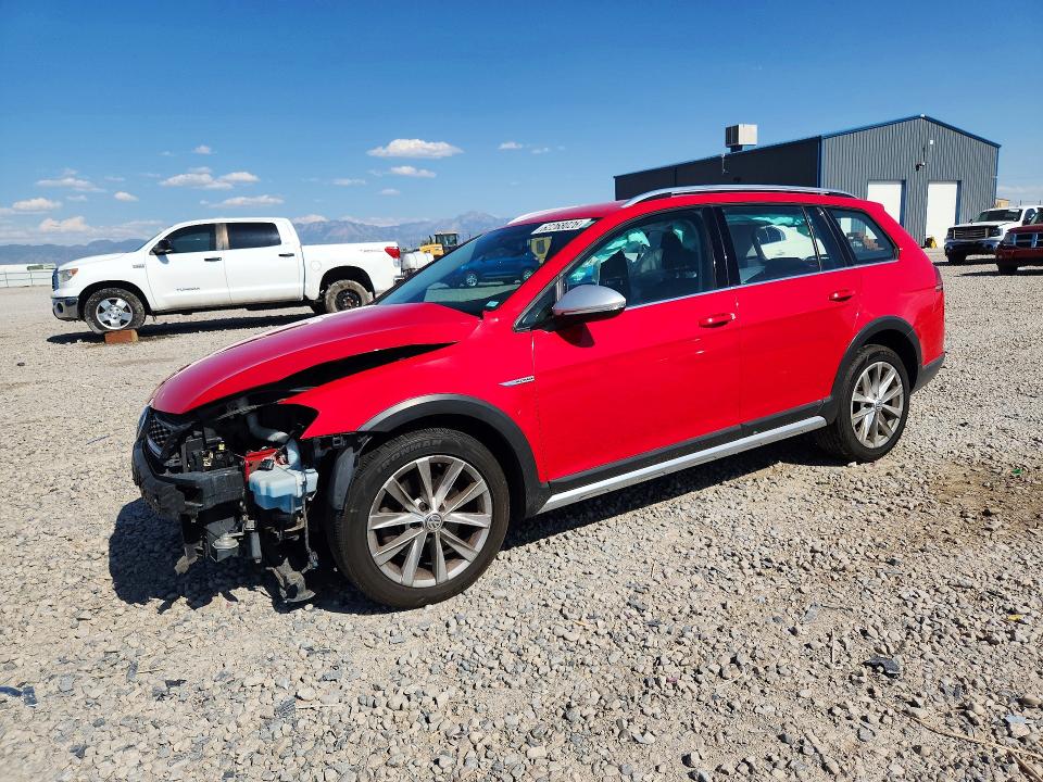 2017 VOLKSWAGEN GOLF ALLTRACK