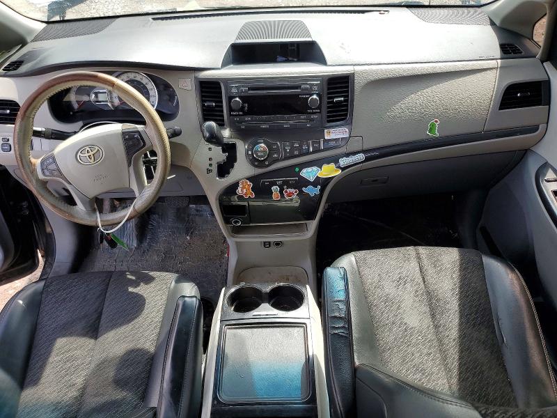 Photo 8 from auction – 2012 TOYOTA SIENNA with VIN 5TDXK3DC8CS225038