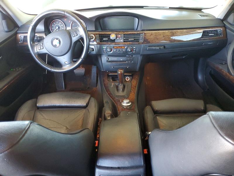 Photo 8 from auction – 2006 BMW 330 with VIN WBAVB33566PS13735