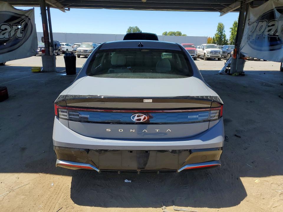 Photo 6 from auction – 2025 HYUNDAI SONATA with VIN KMHL64JA3SA465228