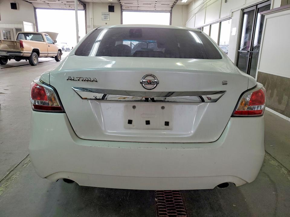 Photo 6 from auction – 2015 NISSAN ALTIMA with VIN 1N4AL3AP6FC234357