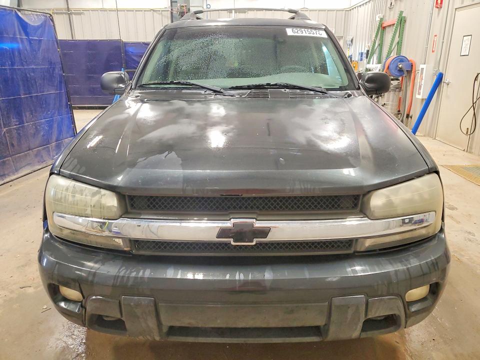 Photo 5 from auction – 2004 CHEVROLET TRAILBLAZER with VIN 1GNET16S646111738