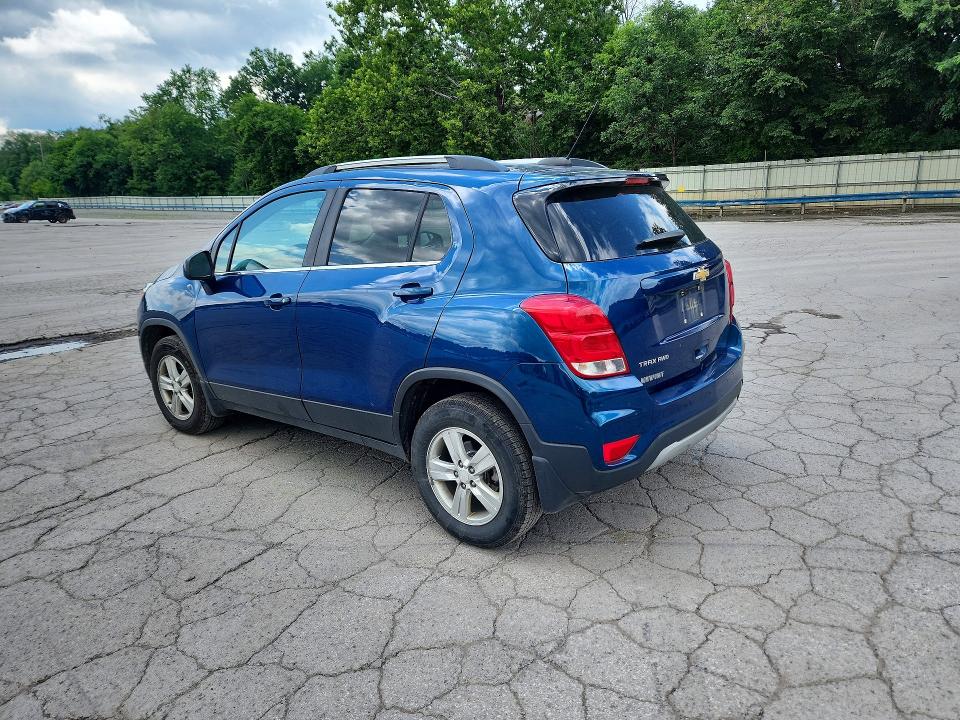 Photo 2 from auction – 2019 CHEVROLET TRAX with VIN 3GNCJPSB6KL399222