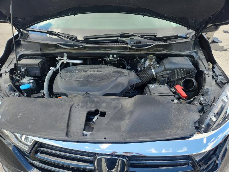 Photo 11 from auction – 2024 HONDA ODYSSEY with VIN 5FNRL6H60RB062832