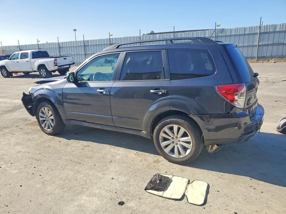 صورة رقم 2 من المزاد - 2012 SUBARU FORESTER مع VIN JF2SHAFC8CH457137