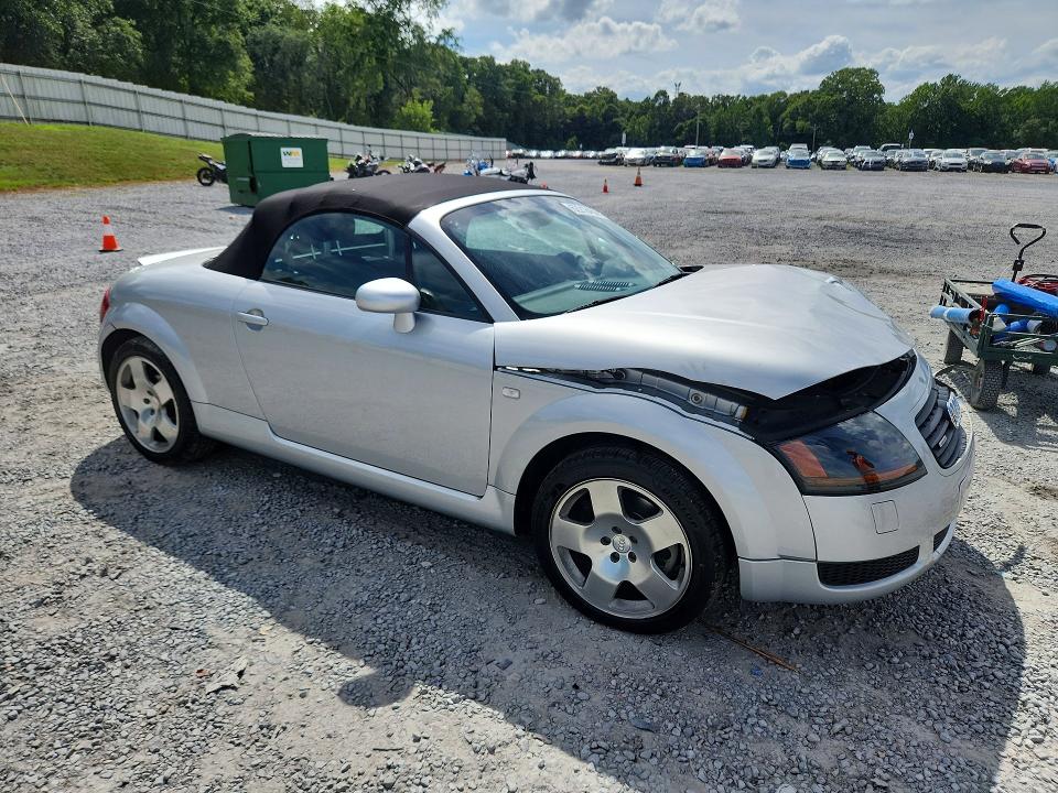 Photo 4 from auction – 2001 AUDI TT with VIN TRUUT28NX11034176