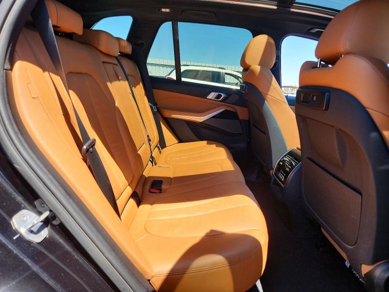 Photo 11 from auction – 2019 BMW X5 with VIN 5UXCR6C5XKLK88610