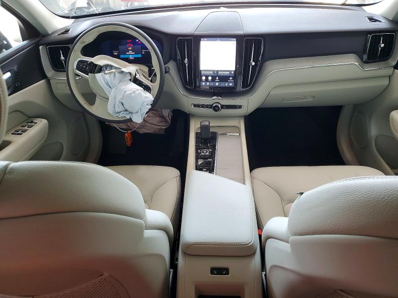 Photo 8 from auction – 2025 VOLVO XC60 with VIN YV4H60RC2S1109360