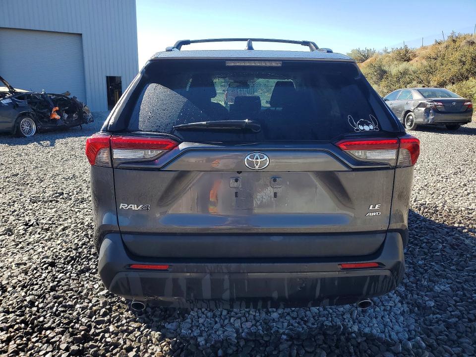Zdjęcie 6 z aukcji – 2019 TOYOTA RAV4 z VIN 2T3F1RFV2KW011224