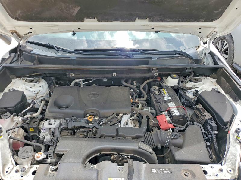 Photo 11 from auction – 2021 TOYOTA RAV4 with VIN 2T3W1RFV3MC149164
