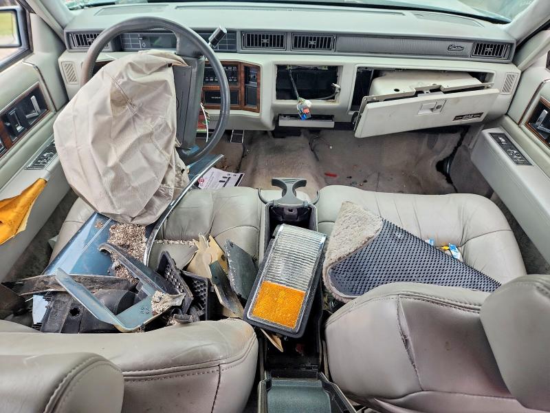 Photo 8 from auction – 1992 CADILLAC DEVILLE with VIN 1G6CD53B8N4271435