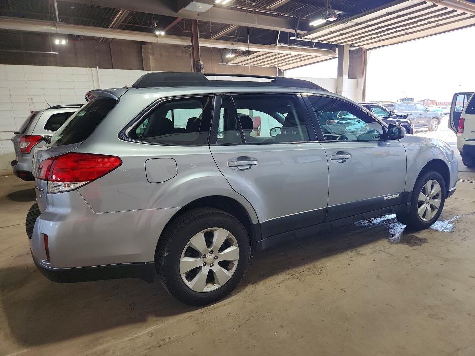 Photo 3 from auction – 2012 SUBARU OUTBACK with VIN 4S4BRBAC3C3205085