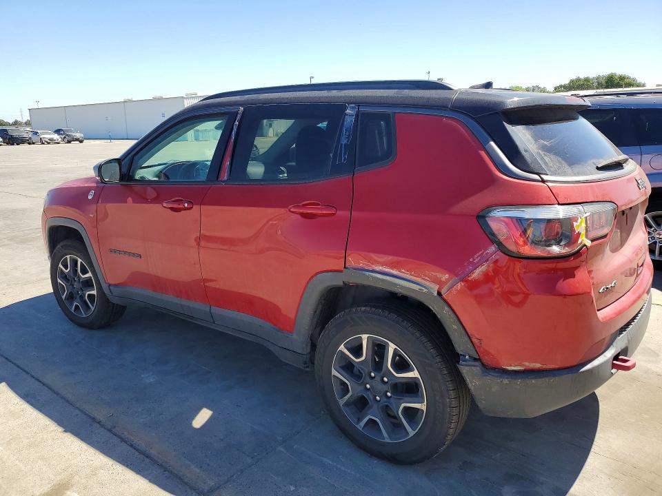 Photo 2 from auction – 2019 JEEP COMPASS with VIN 3C4NJDDB0KT639037