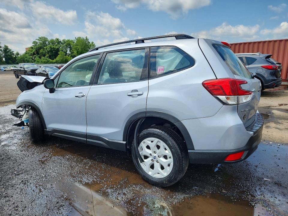 Photo 2 from auction – 2021 SUBARU FORESTER with VIN JF2SKADC0MH418984