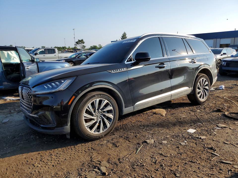 LINCOLN AVIATOR 2025 with VIN 5LM5J6XC7SGL27651 - Photo from auction