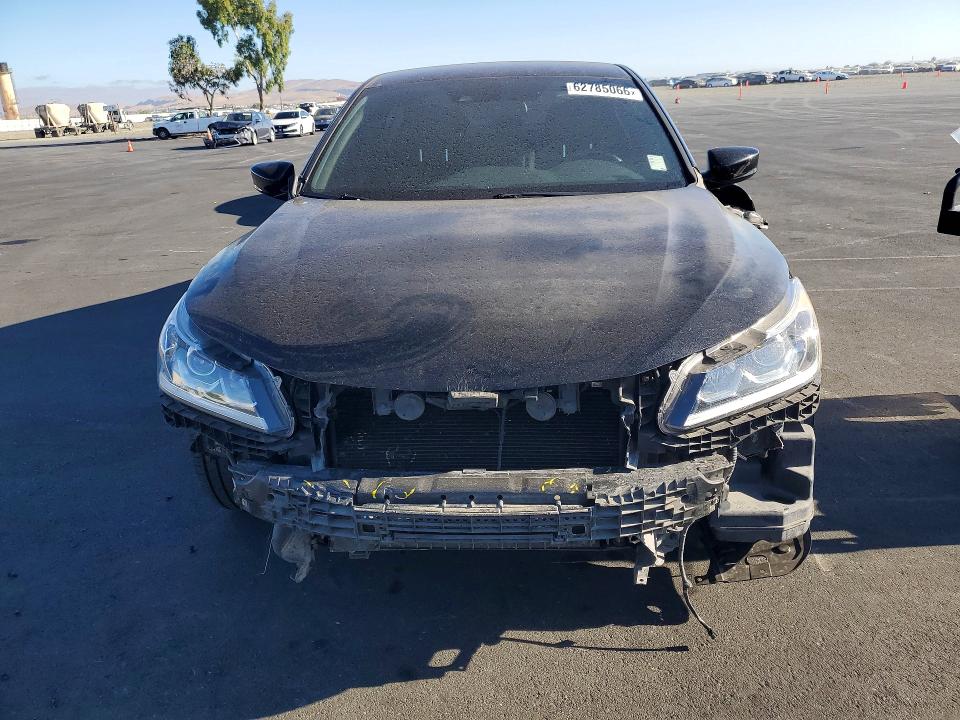 Photo 5 from auction – 2016 HONDA ACCORD with VIN 1HGCR2F68GA136702