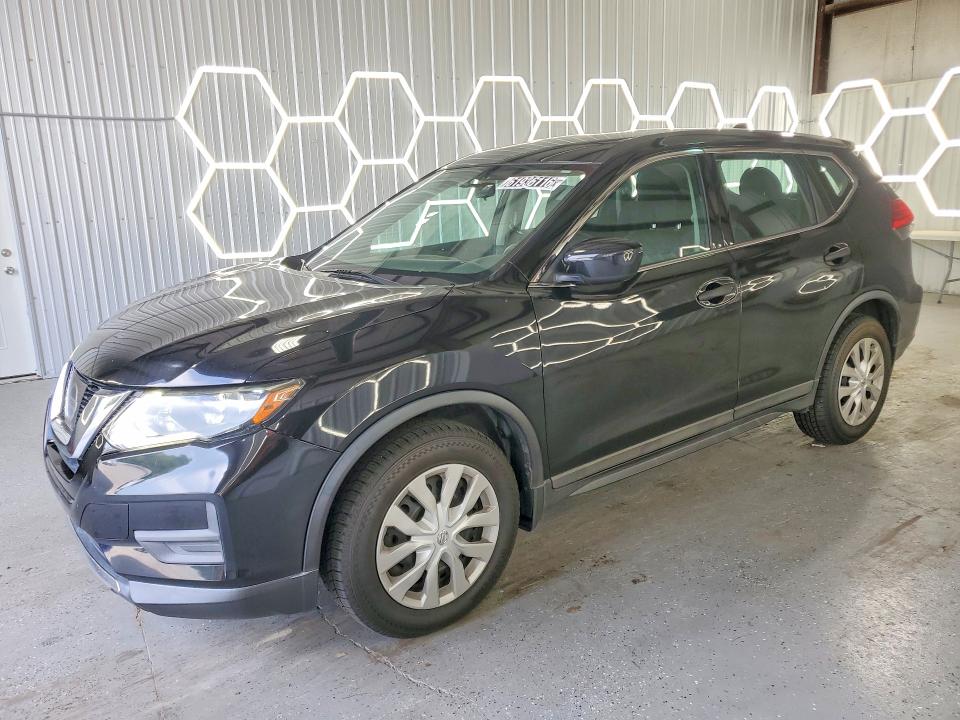 NISSAN ROGUE 2017 with VIN 5N1AT2MT8HC861296 - Photo from auction