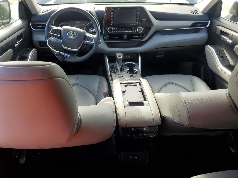 Photo 8 from auction – 2022 TOYOTA HIGHLANDER with VIN 5TDHZRBH3NS594426